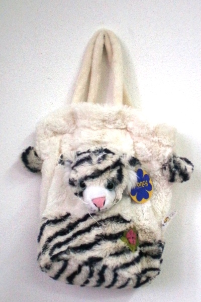 Bílý tygr - kabelka 20cm